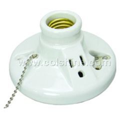 porcelain lamp holder with pull chain and outlet