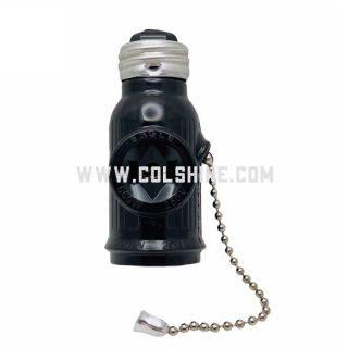 pull chain light socket